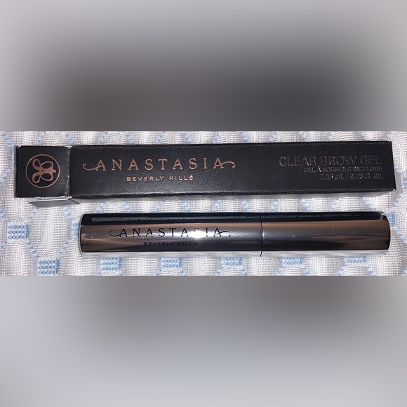 Anastasia Beverly Hills Clear Brow Gel. Fluffy, Volume, Full, Symmetrical, Fine - Picture 3 of 6